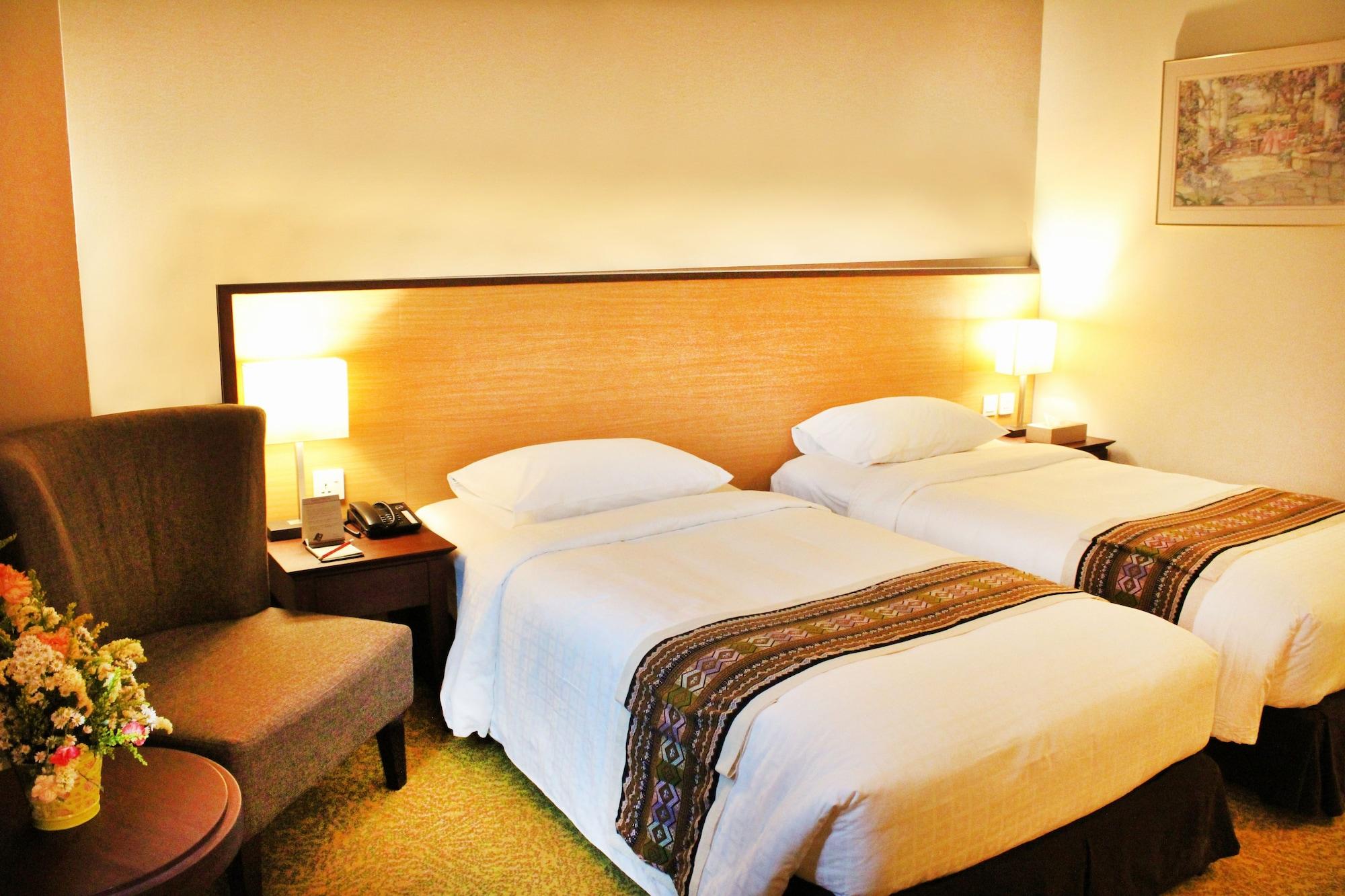 Summit Parkview Yangon Hotel Екстериор снимка