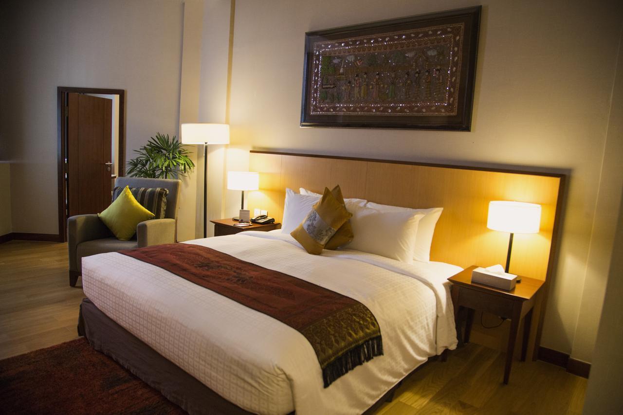 Summit Parkview Yangon Hotel Екстериор снимка