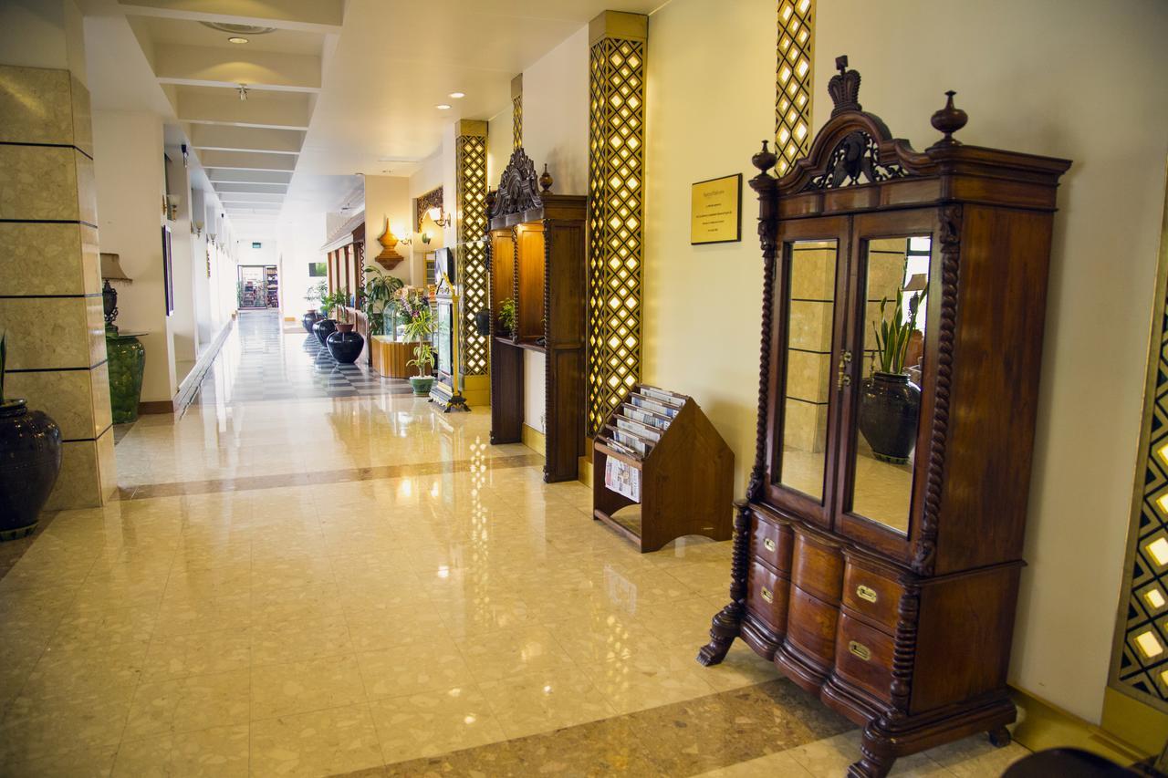 Summit Parkview Yangon Hotel Екстериор снимка